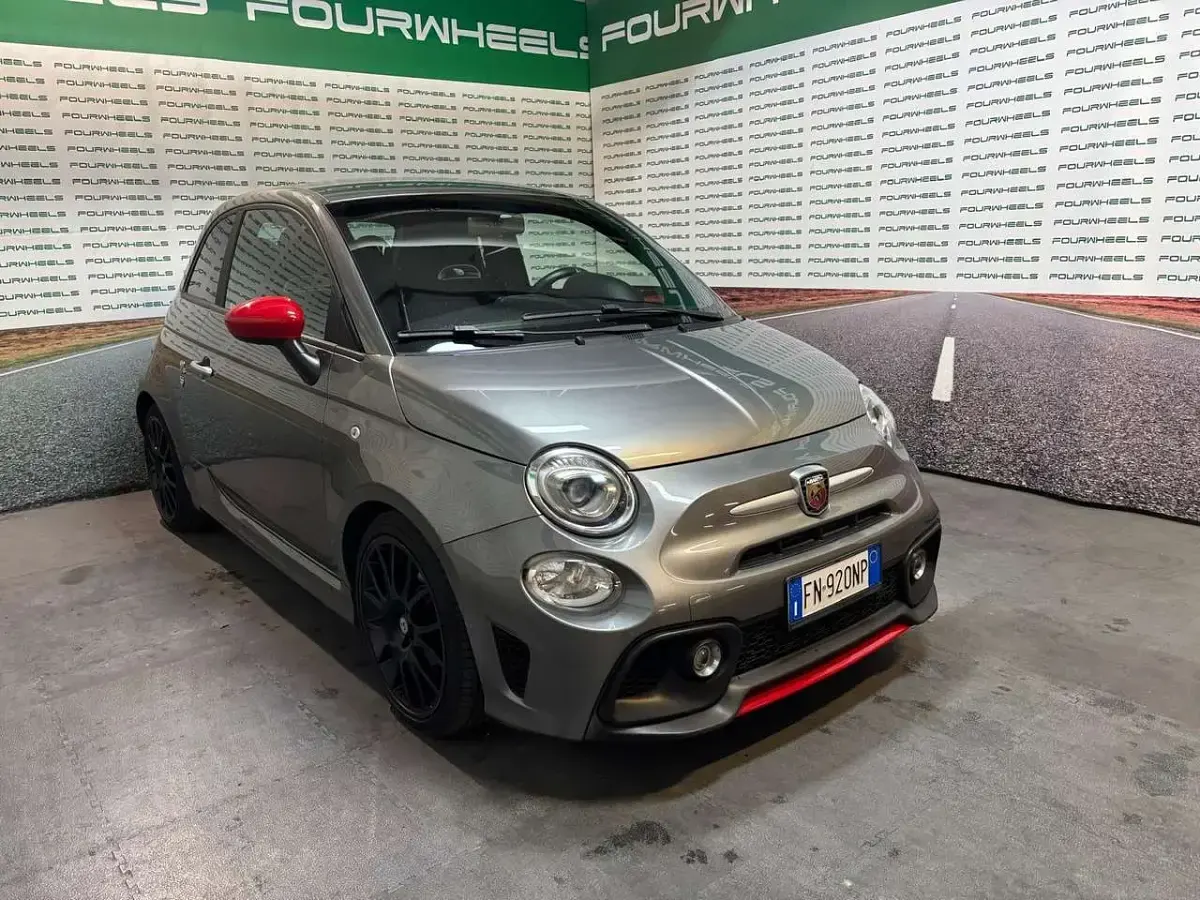 Usata Abarth 595C Pista 160 CV (117 kW) 2018 Other Cabrio