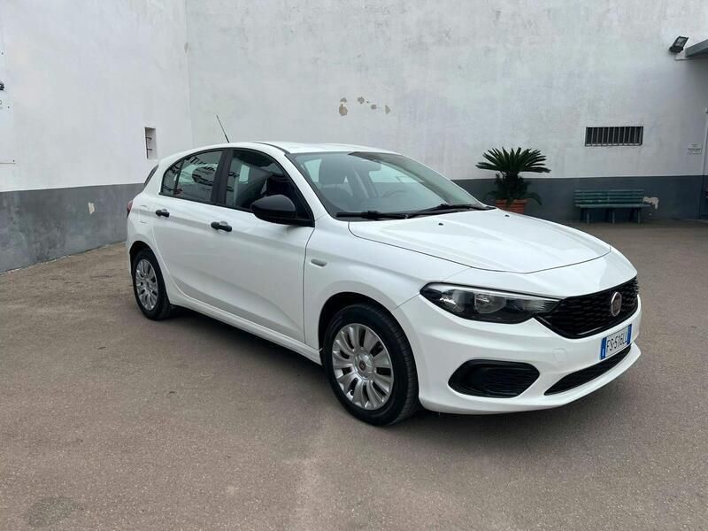 Usata Fiat Tipo Pop 119 CV (87 kW) 2018 Bianco Berlina