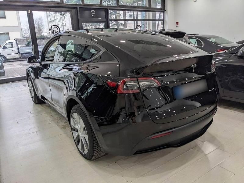 Usata Tesla Model Y 324 kW (441 CV) 2022 Nero SUV