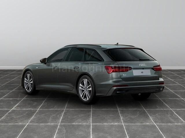 Usata Audi A6 S-Line 204 CV (150 kW) 2024 Grigio Station wagon