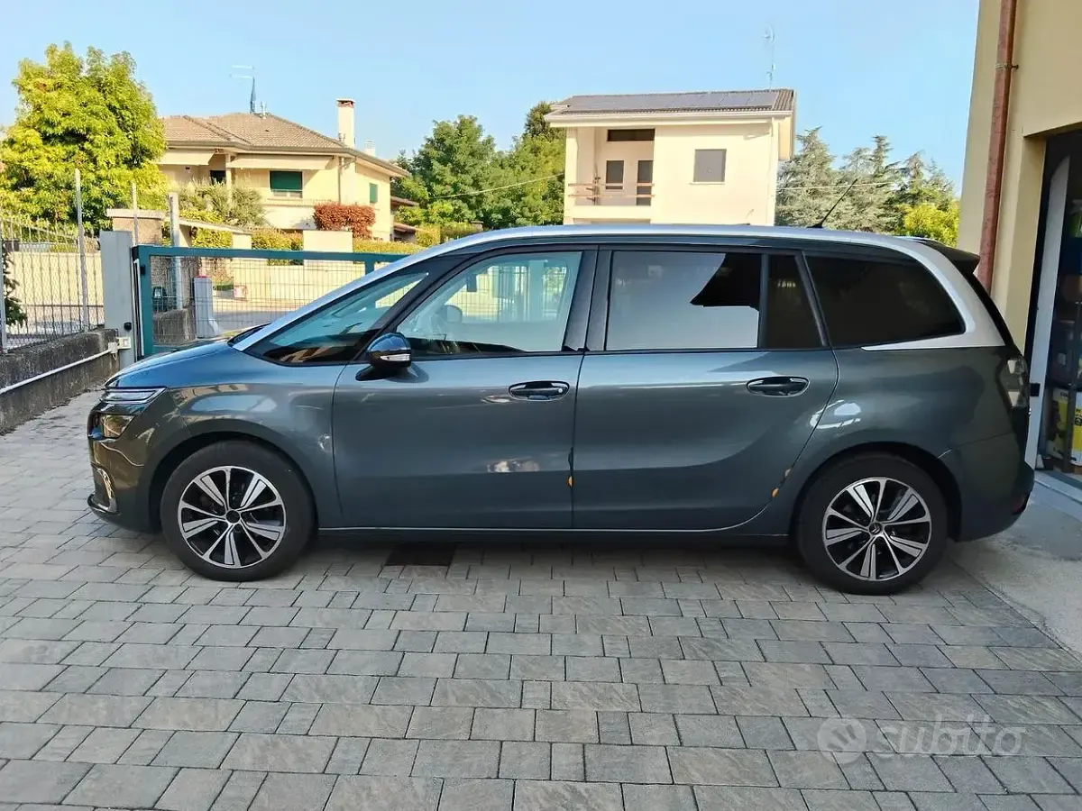 Usata Citroën Grand C4 Picasso 120 CV (88 kW) 2017 Grigio Monovolume