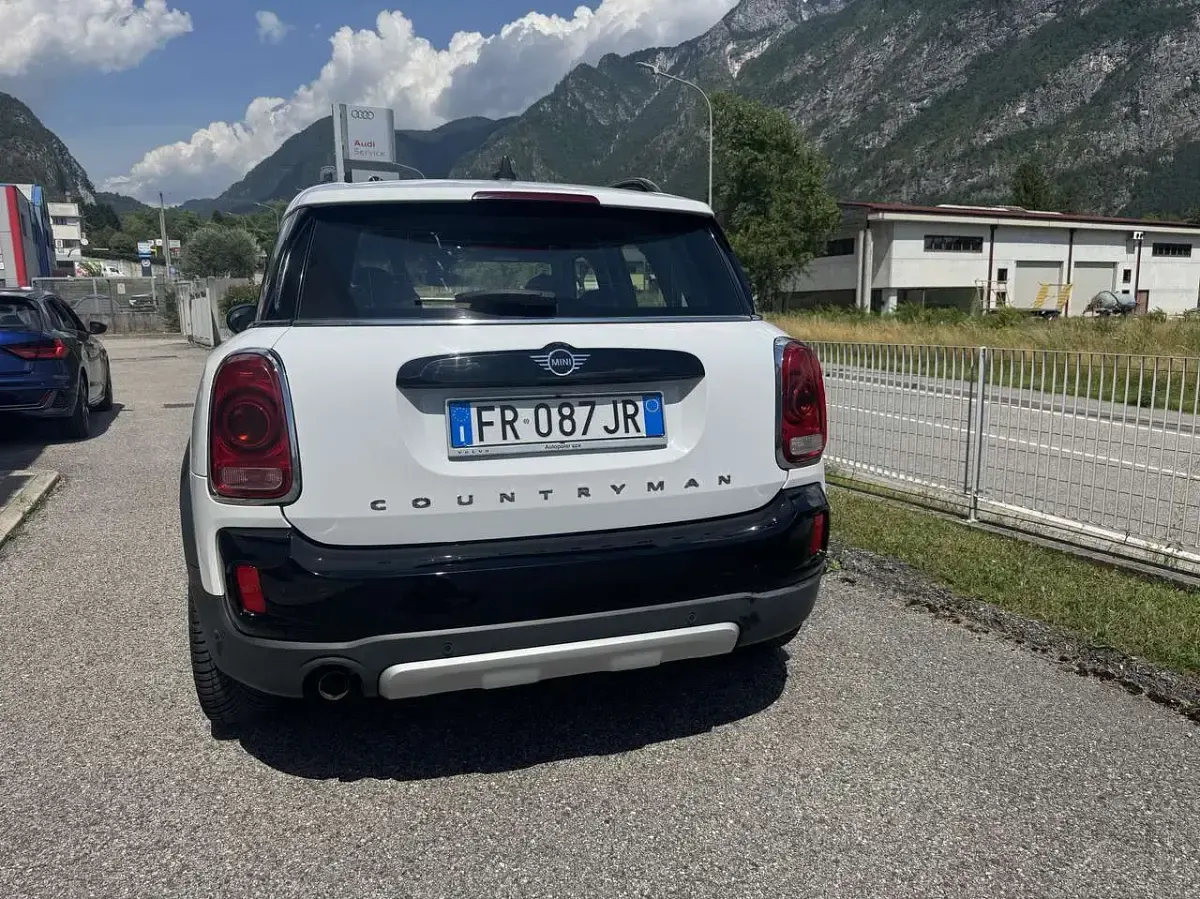Usata Mini One D Countryman Hype 116 CV (85 kW) 2018 Bianco SUV