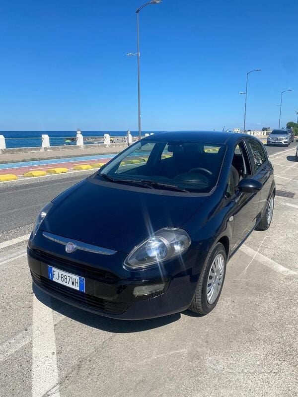 Usata Fiat Punto Evo 95 CV (69 kW) 2012 Blu Utilitaria