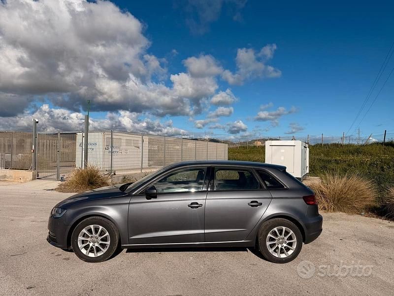 Usata Audi A3 105 CV (77 kW) 2013 Grigio Berlina