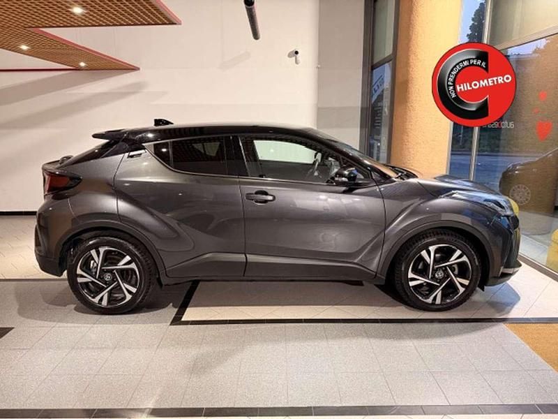 Usata Toyota C-HR Trend 152 CV (111 kW) 2023 Grigio SUV