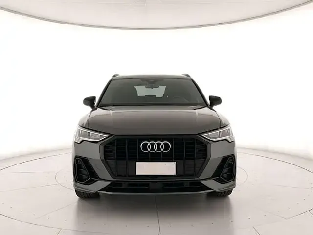 Usata Audi Q3 S-Line 150 CV (110 kW) 2025 Grigio SUV