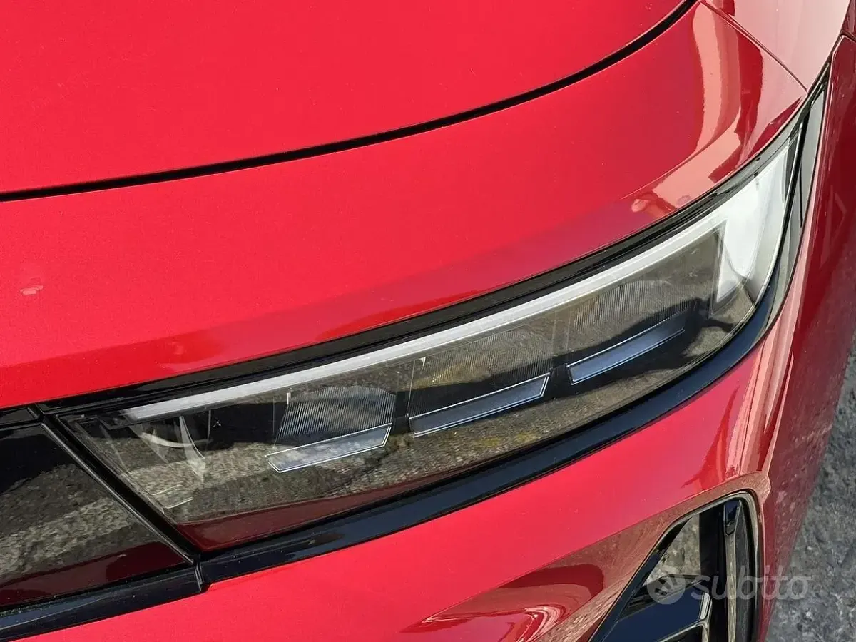 Usata Opel Astra S 131 CV (96 kW) 2023 Rosso Utilitaria