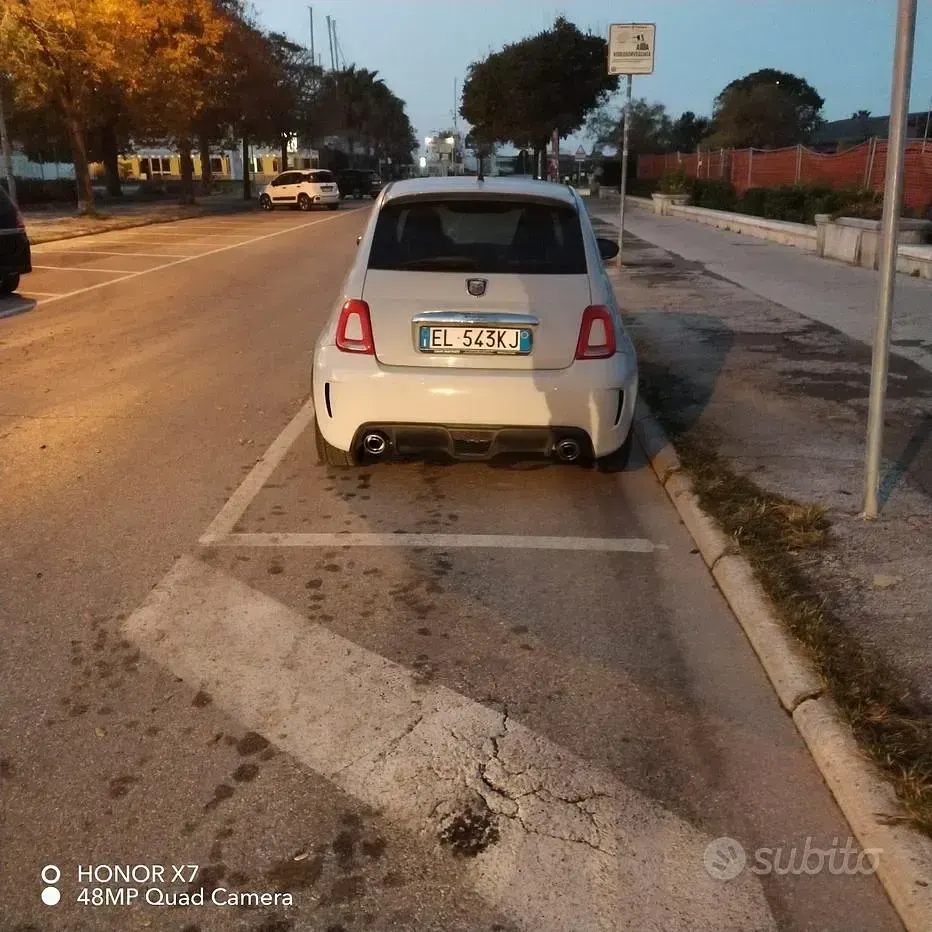 Usata Abarth 500 135 CV (99 kW) 2012 Grigio Berlina