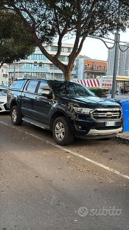 Usata Ford Ranger 170 CV (125 kW) 2022 Nero Pick-up