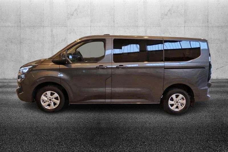 Usata Ford Transit Custom Titanium 136 CV (100 kW) 2025 Grigio Station wagon