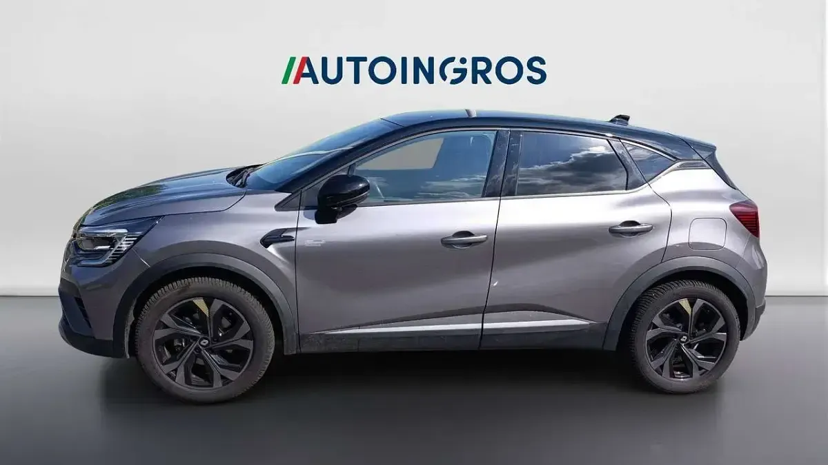 Usata Renault Captur Engineered 92 CV (67 kW) 2023 Nero SUV