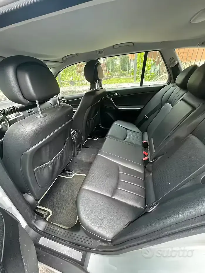 Usata Mercedes C200 118 CV (86 kW) 2007 Grigio Station wagon