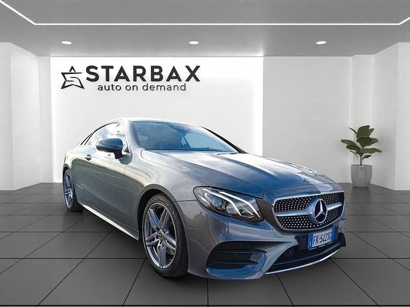 Grigio Usata 2017 Mercedes E220 Premium Tre volumi | 23.900 € (Buon prezzo) - Immagine 1/4
