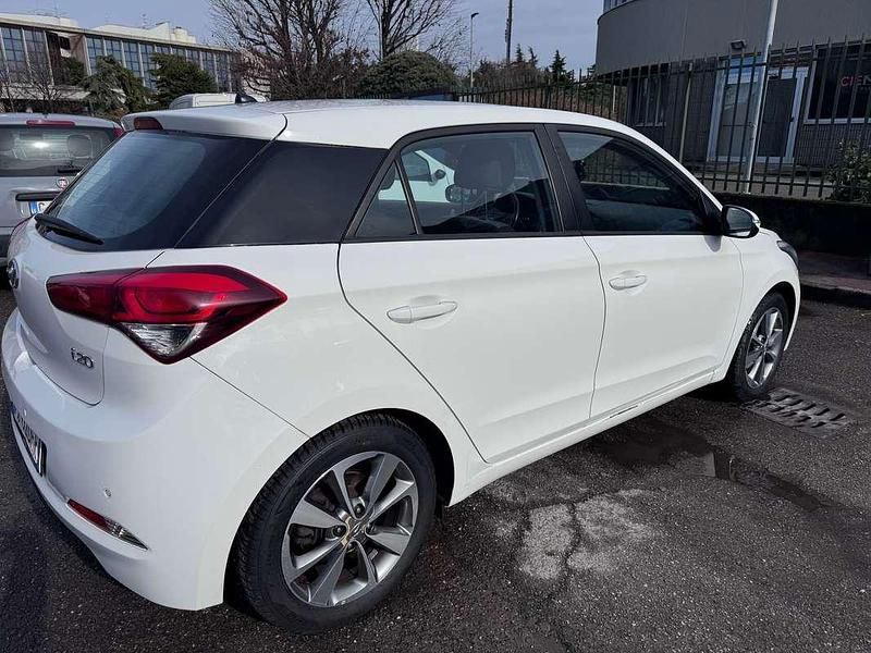 Usata Hyundai i20 Classic 75 CV (55 kW) 2017 Bianco Utilitaria