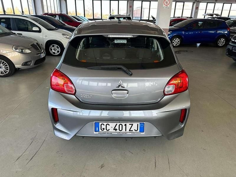 Usata Mitsubishi Space Star Invite 71 CV (52 kW) 2021 Grigio Utilitaria