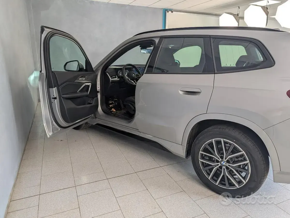 Nuova BMW X1 M Sport 136 CV (100 kW) 2025 Grigio SUV