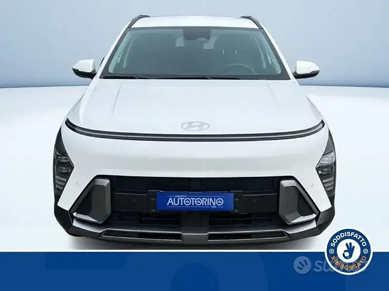 Usata Hyundai Kona 129 CV (94 kW) 2025 Bianco SUV
