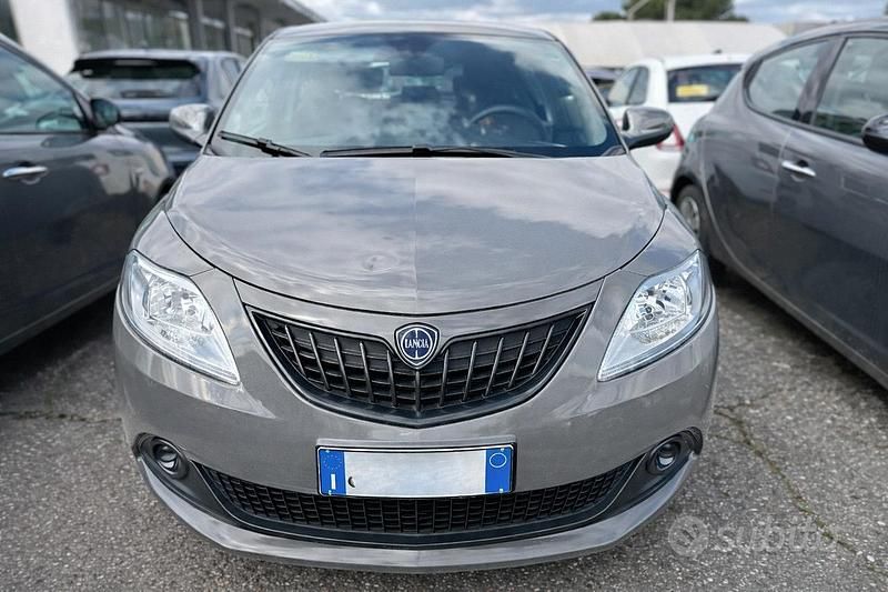 Usata Lancia Ypsilon 2023 Grigio Utilitaria