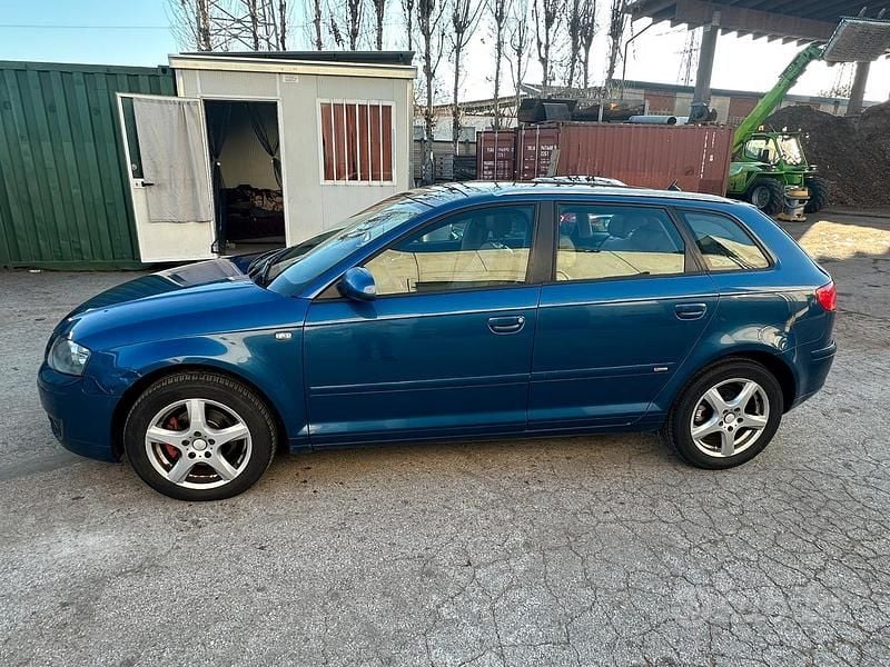 Usata Audi A3 S-Line 140 CV (102 kW) 2008 Blu Utilitaria