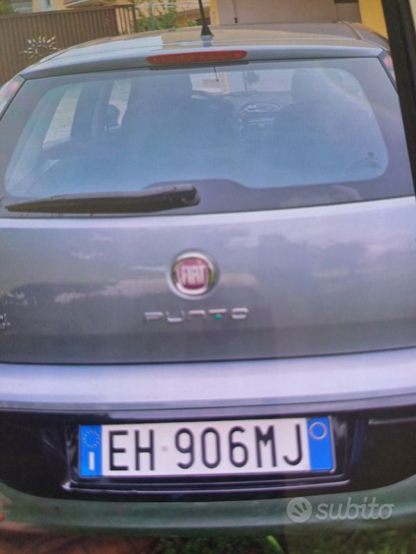 Usata Fiat Grande Punto 77 CV (56 kW) 2011 Grigio Utilitaria