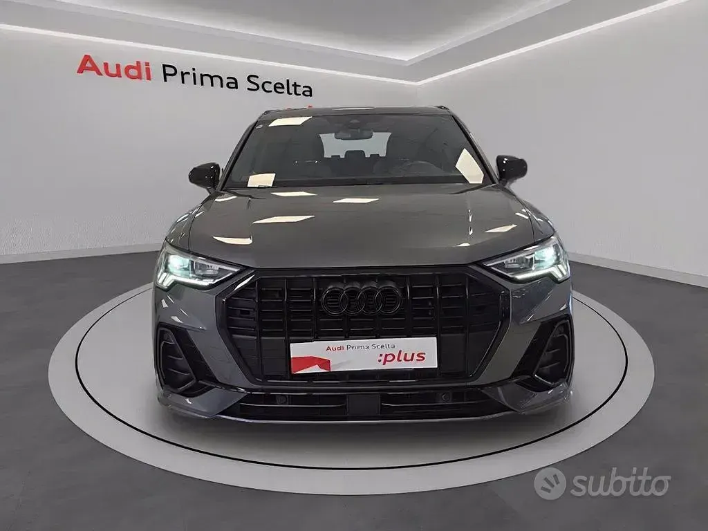 Usata Audi Q3 S-Line 150 CV (110 kW) 2023 Grigio daytona perla SUV