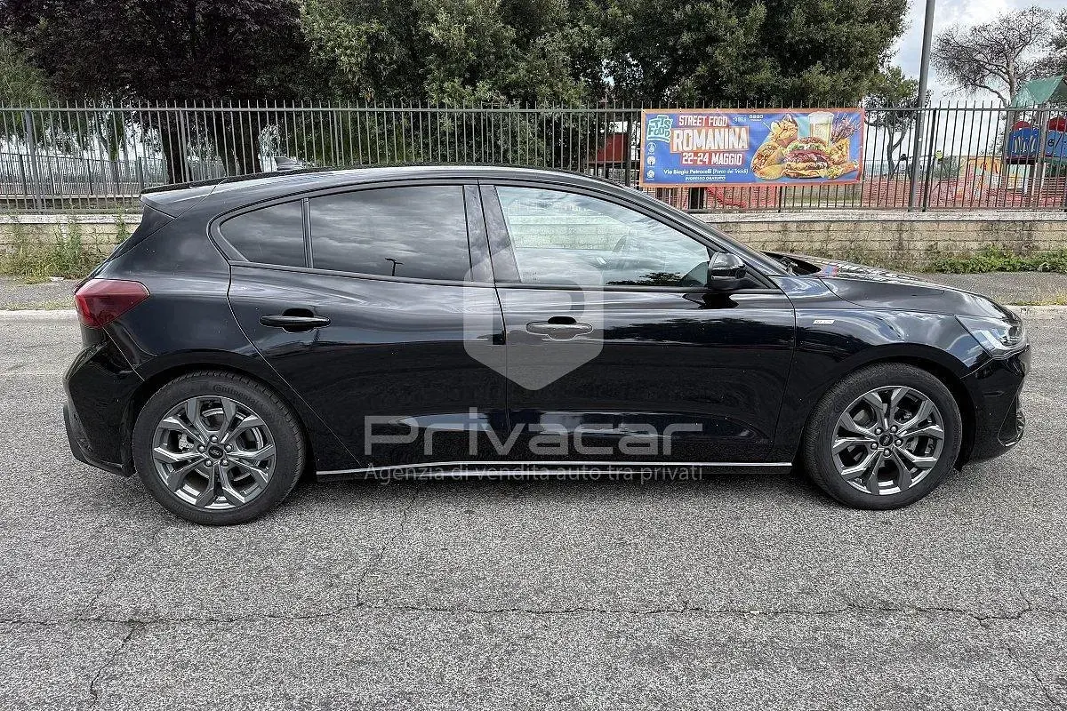 Usata Ford Focus ST-Line 125 CV (91 kW) 2024 Nero Berlina