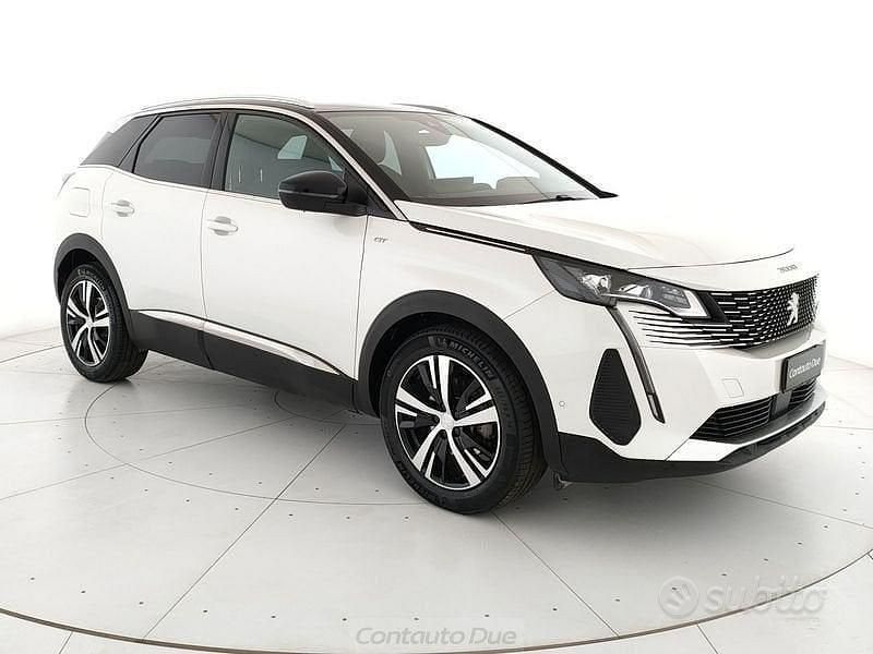 Usata Peugeot 3008 GT 130 CV (95 kW) 2022 Bianco SUV