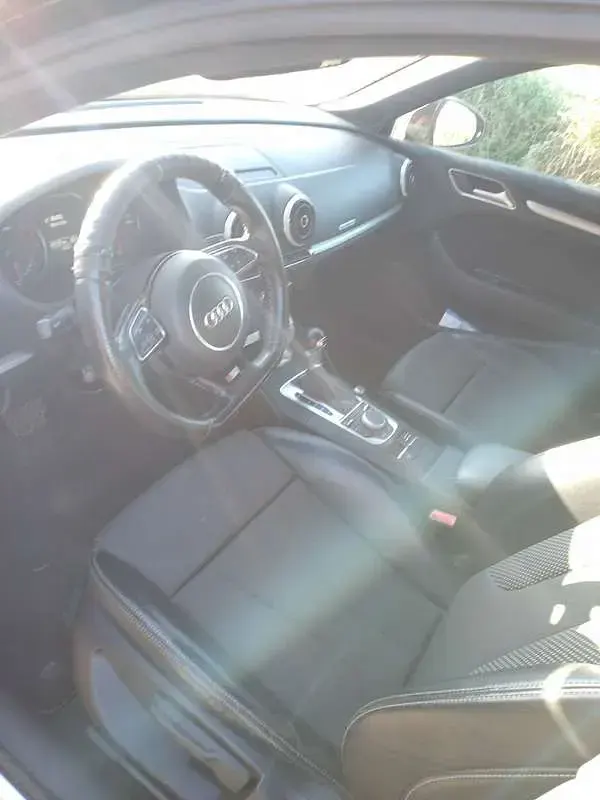 Usado Audi A3 S-Line 184 CV (135 kW) 2014 Púrpura Berlina