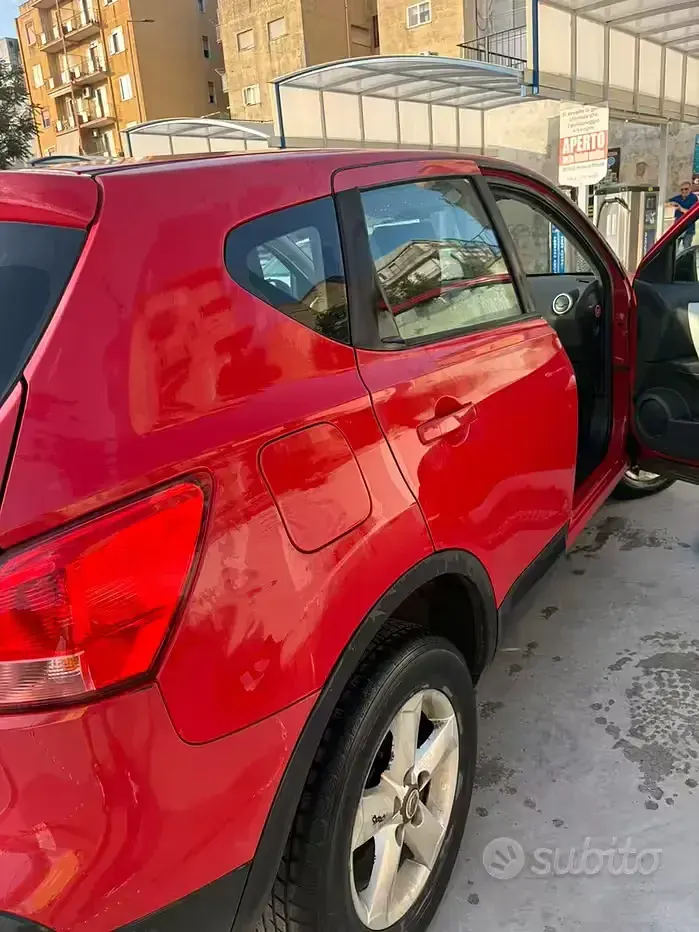 Usata Nissan Qashqai 150 CV (110 kW) 2007 Rosso SUV