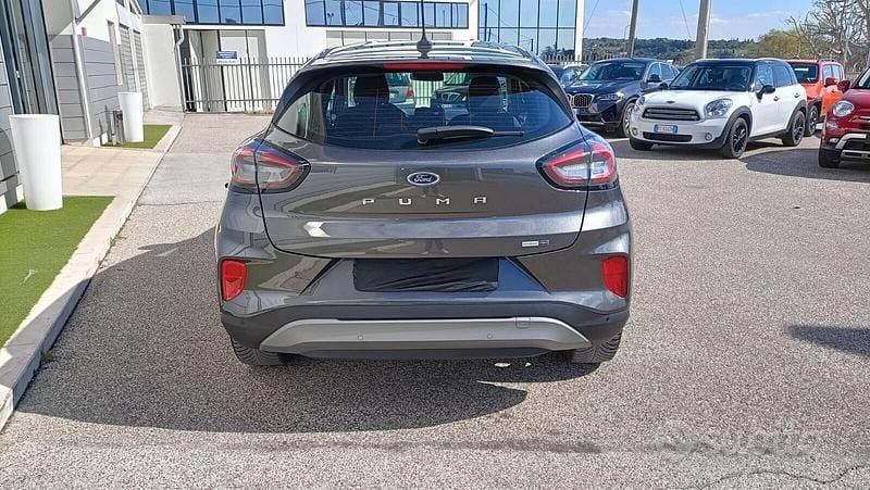 Usata Ford Puma Titanium 125 CV (91 kW) 2021 Grigio SUV