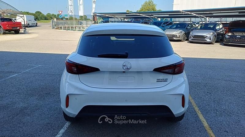 Nuova MG MG3 Luxury 194 CV (142 kW) 2025 Bianco Utilitaria
