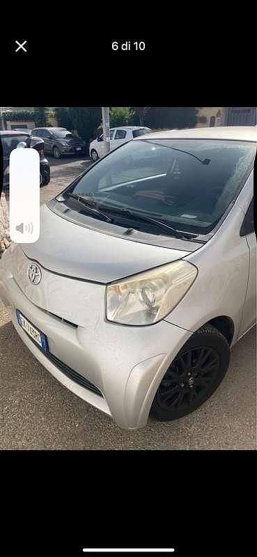 Usata Toyota iQ 68 CV (50 kW) 2011 Utilitaria
