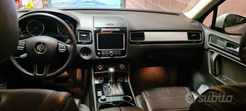 Usata VW Touareg 245 CV (180 kW) 2012 Bianco SUV