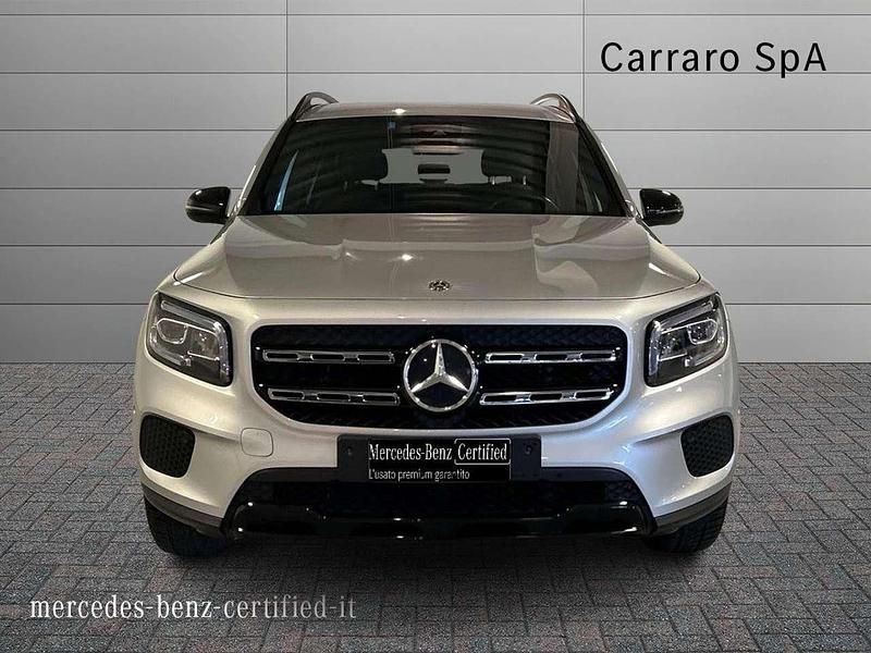 Usata Mercedes GLB200 150 CV (110 kW) 2020 Argento metallizzato SUV