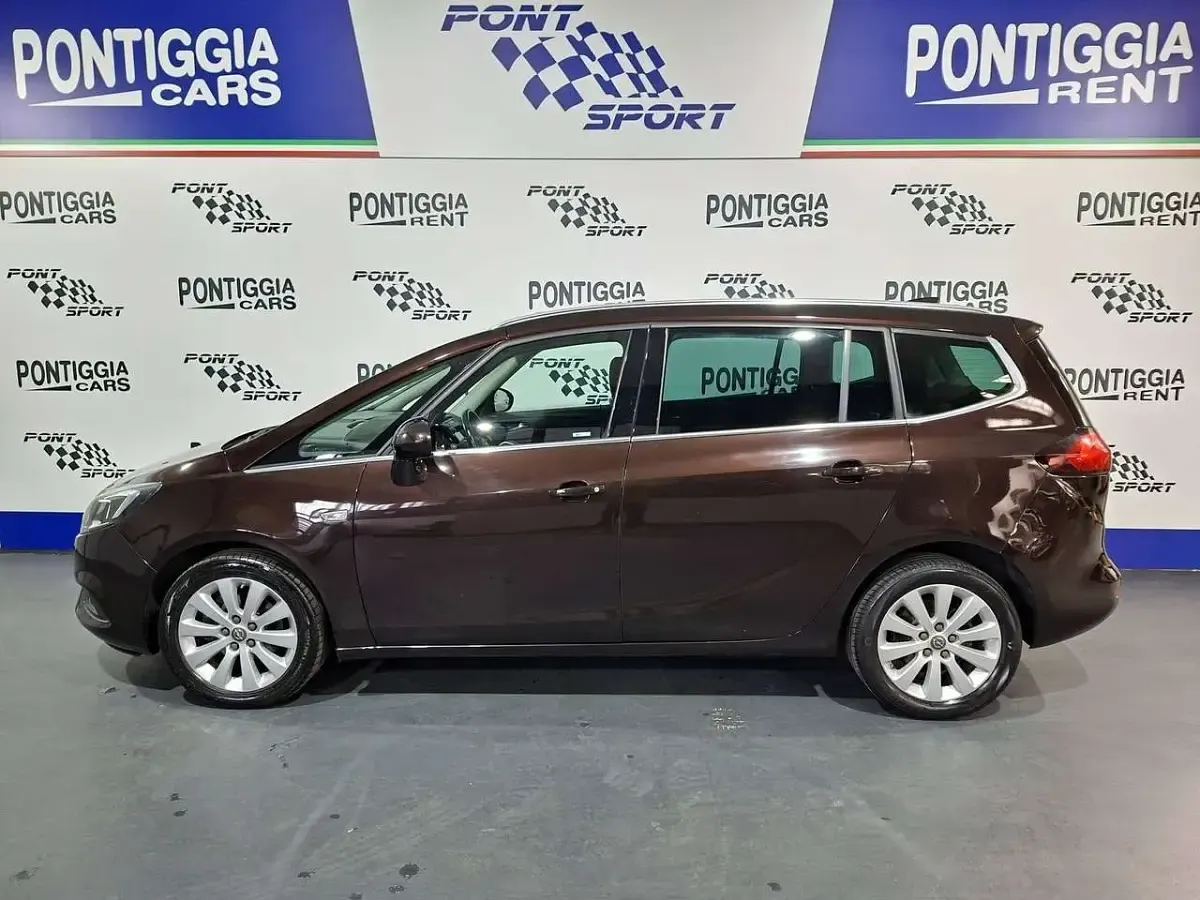 Gebraucht Opel Zafira Eco 150 PS (110 kW) 2017 Braun Van / Kleinbus