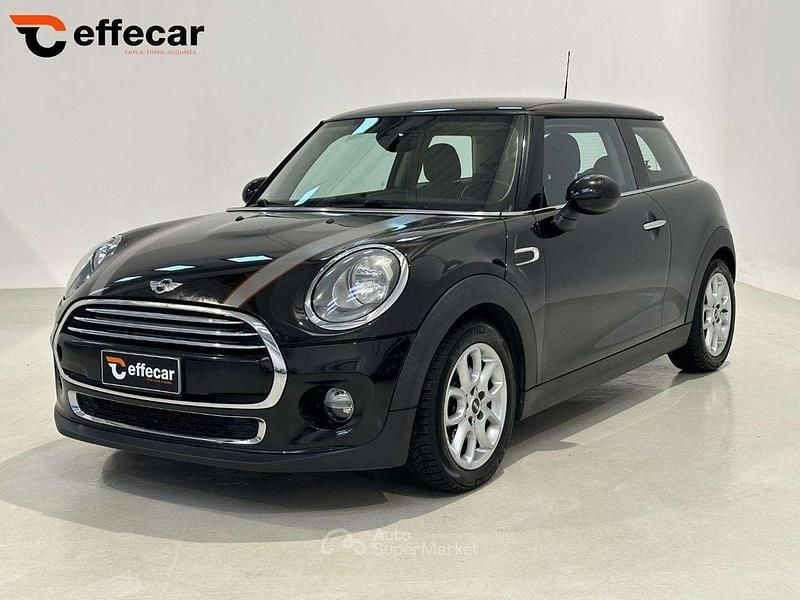 Nero Usata 2017 Mini Cooper D Hype Utilitaria | 7800 € (Buon prezzo) - Immagine 1/4