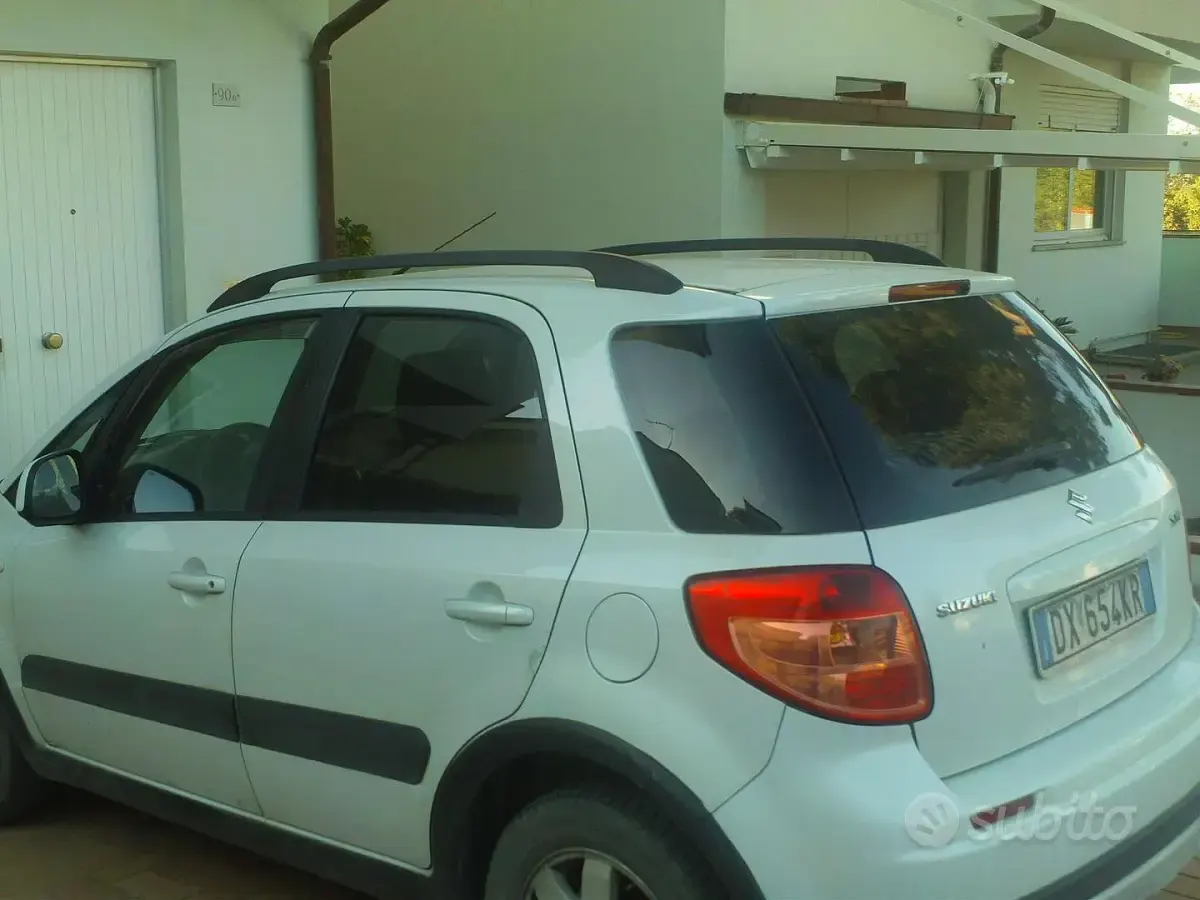 Usata Suzuki SX4 120 CV (88 kW) 2009 Bianco SUV