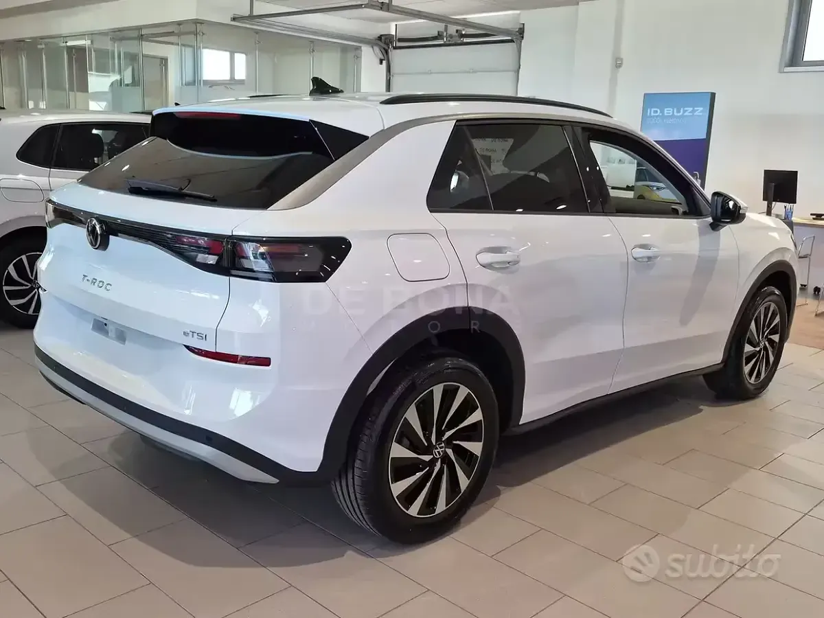 Nuova VW T-Roc Life 150 CV (110 kW) 2026 Bianco SUV