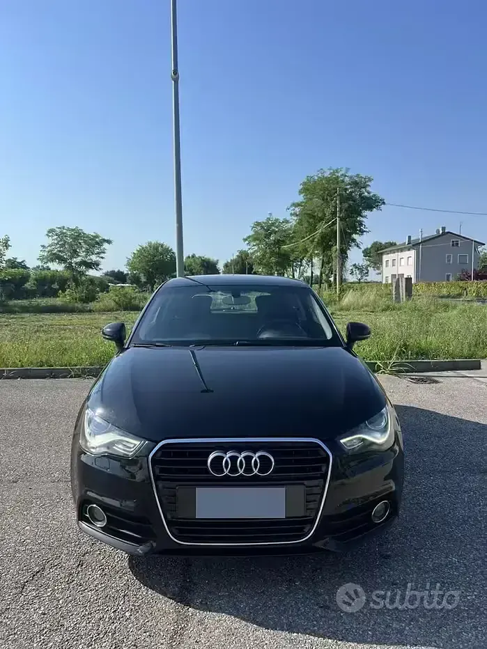 Usata Audi A1 122 CV (89 kW) 2010 Nero Utilitaria
