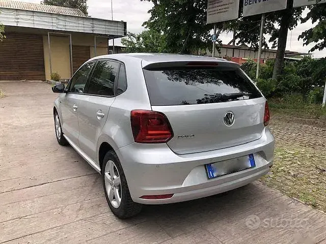 Usata VW Polo 75 CV (55 kW) 2015 Bianco Berlina