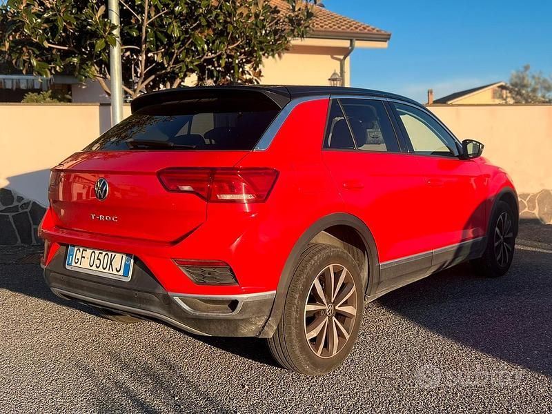 Usata VW T-Roc Style 150 CV (110 kW) 2021 Rosso SUV
