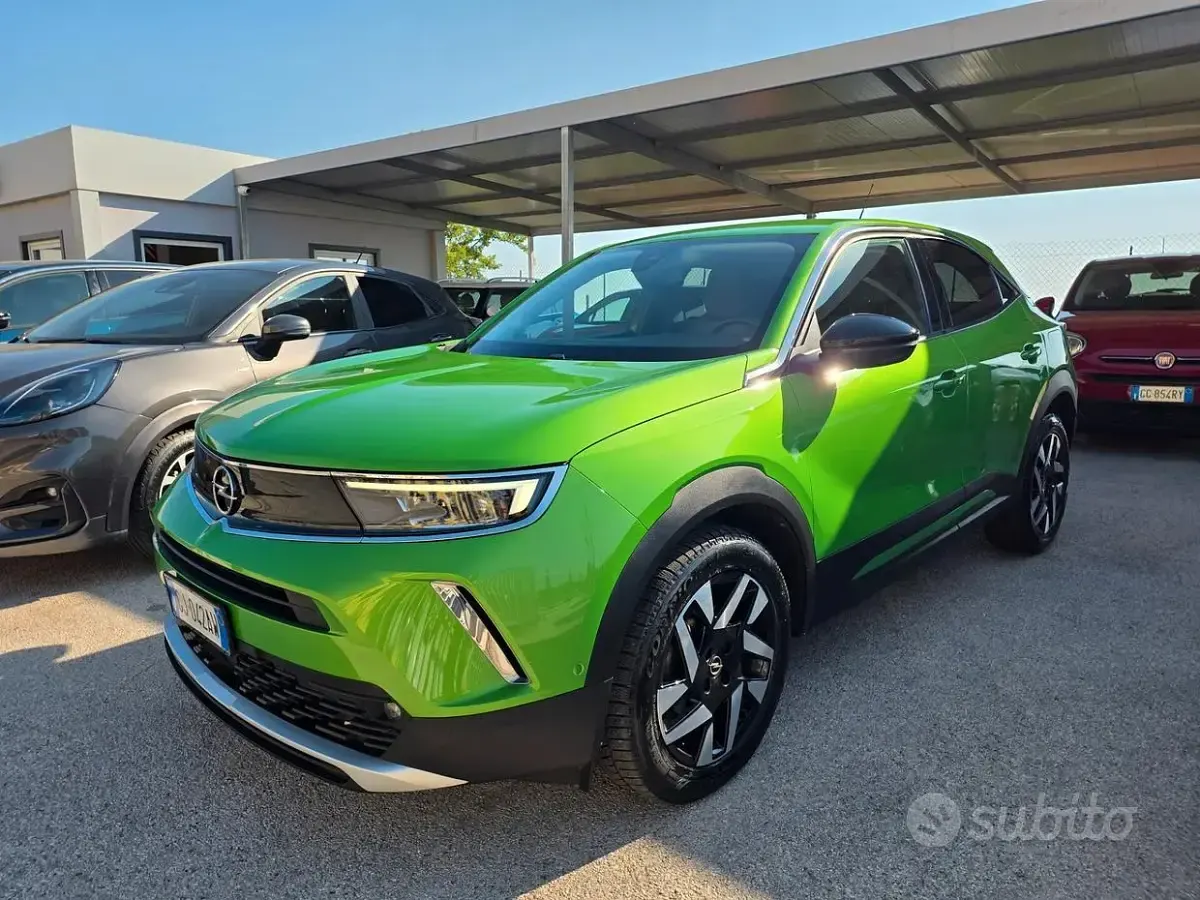 Usata Opel Mokka Elegance 110 CV (80 kW) 2022 Verde SUV