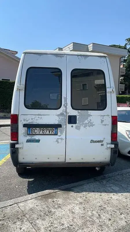 Usata Fiat Ducato 87 CV (63 kW) 1999 Furgone