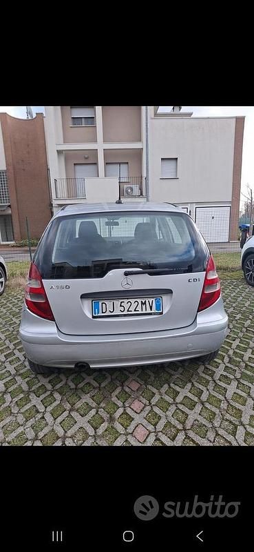 Usata Mercedes A180 109 CV (80 kW) 2006 Grigio Berlina