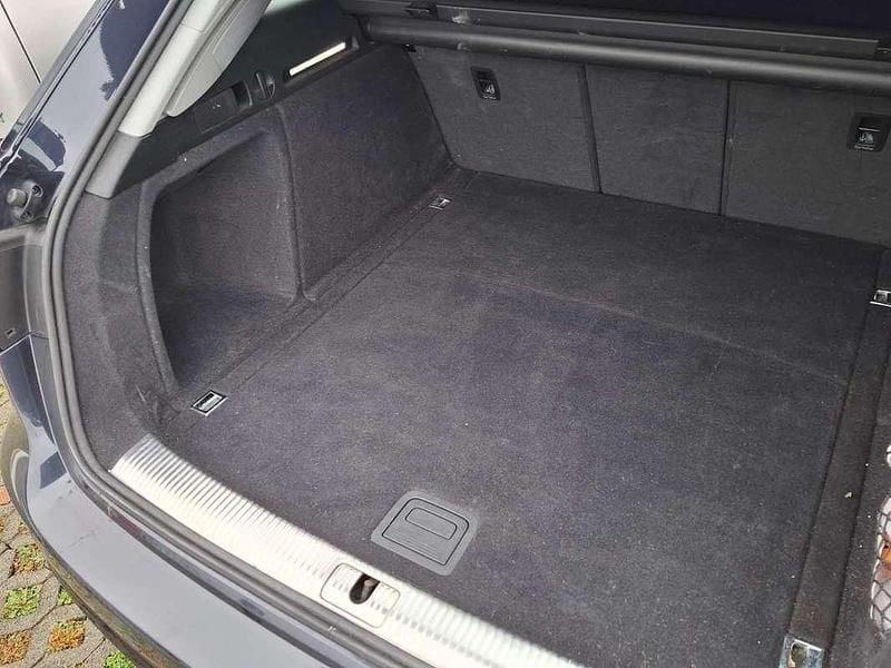 Usata Audi A4 Business 190 CV (139 kW) 2017 Blu/azzurro Station wagon