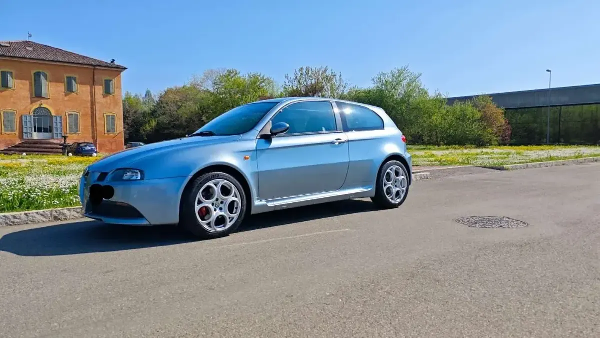 Usata Alfa Romeo 147 GTA 252 CV (185 kW) 2003 Utilitaria