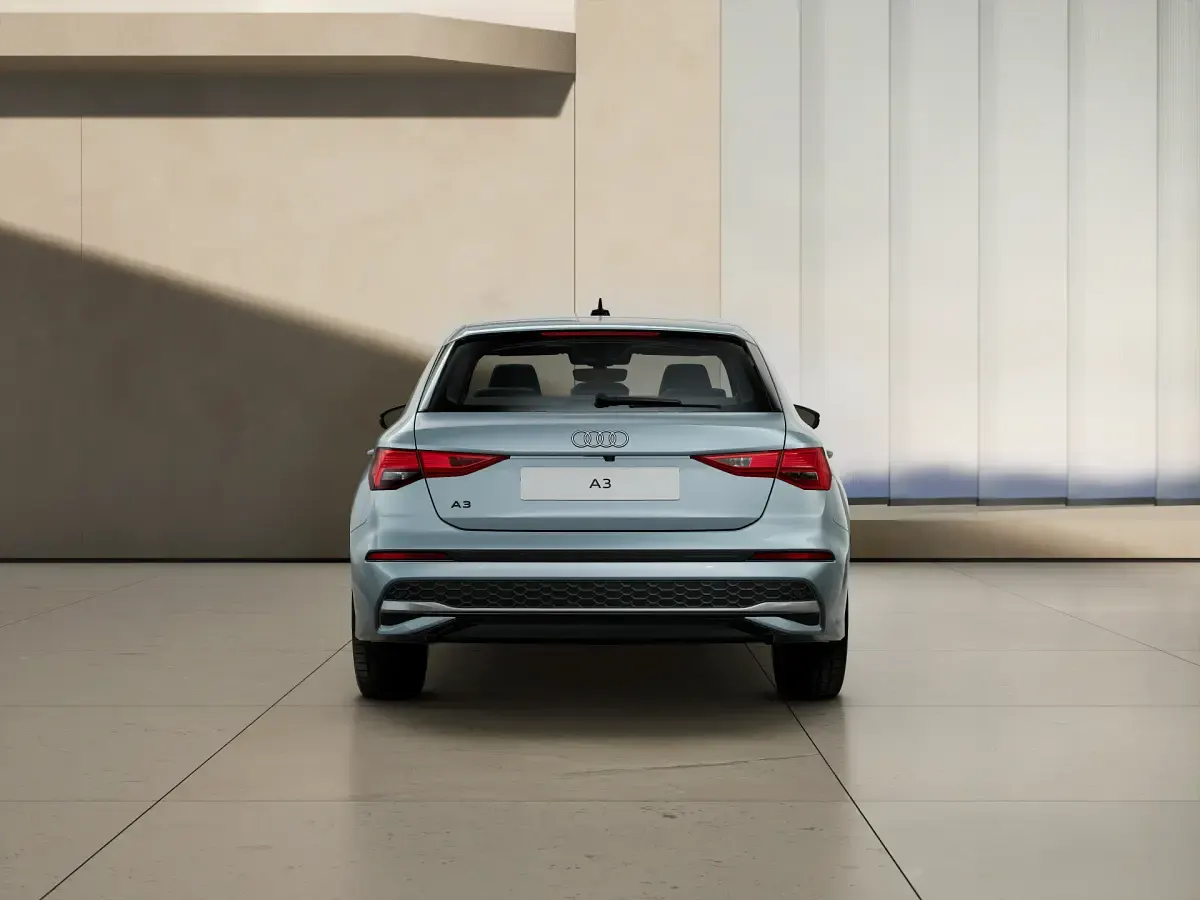 Nuova Audi A3 Advanced 116 CV (85 kW) 2026 Grigio freccia perla