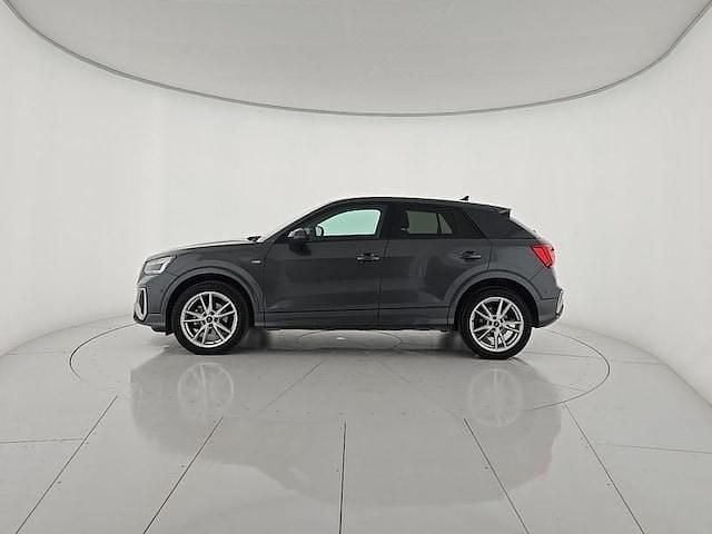 Usata Audi Q2 S-Line 150 CV (110 kW) 2025 Grigio SUV