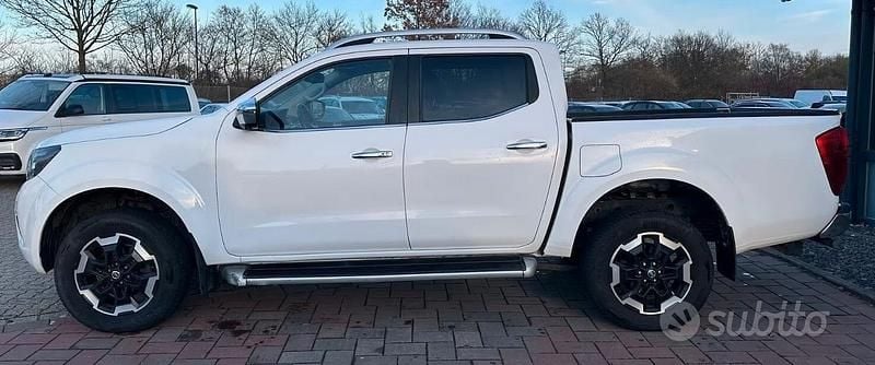 Usata Nissan Navara Tekna 190 CV (139 kW) 2020 Bianco Pick-up
