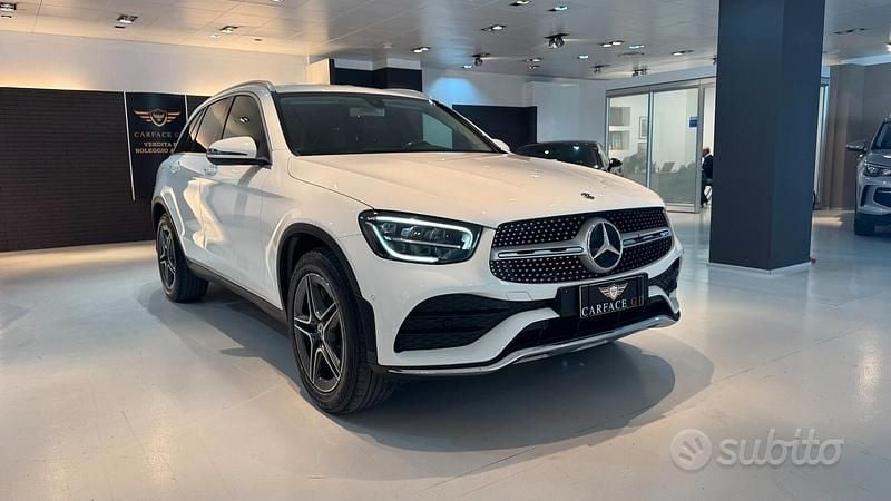 Usata Mercedes GLC200 163 CV (119 kW) 2019 Bianco SUV